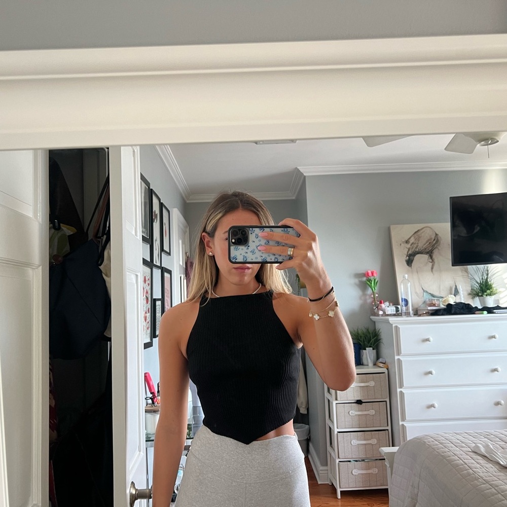 Black crop top